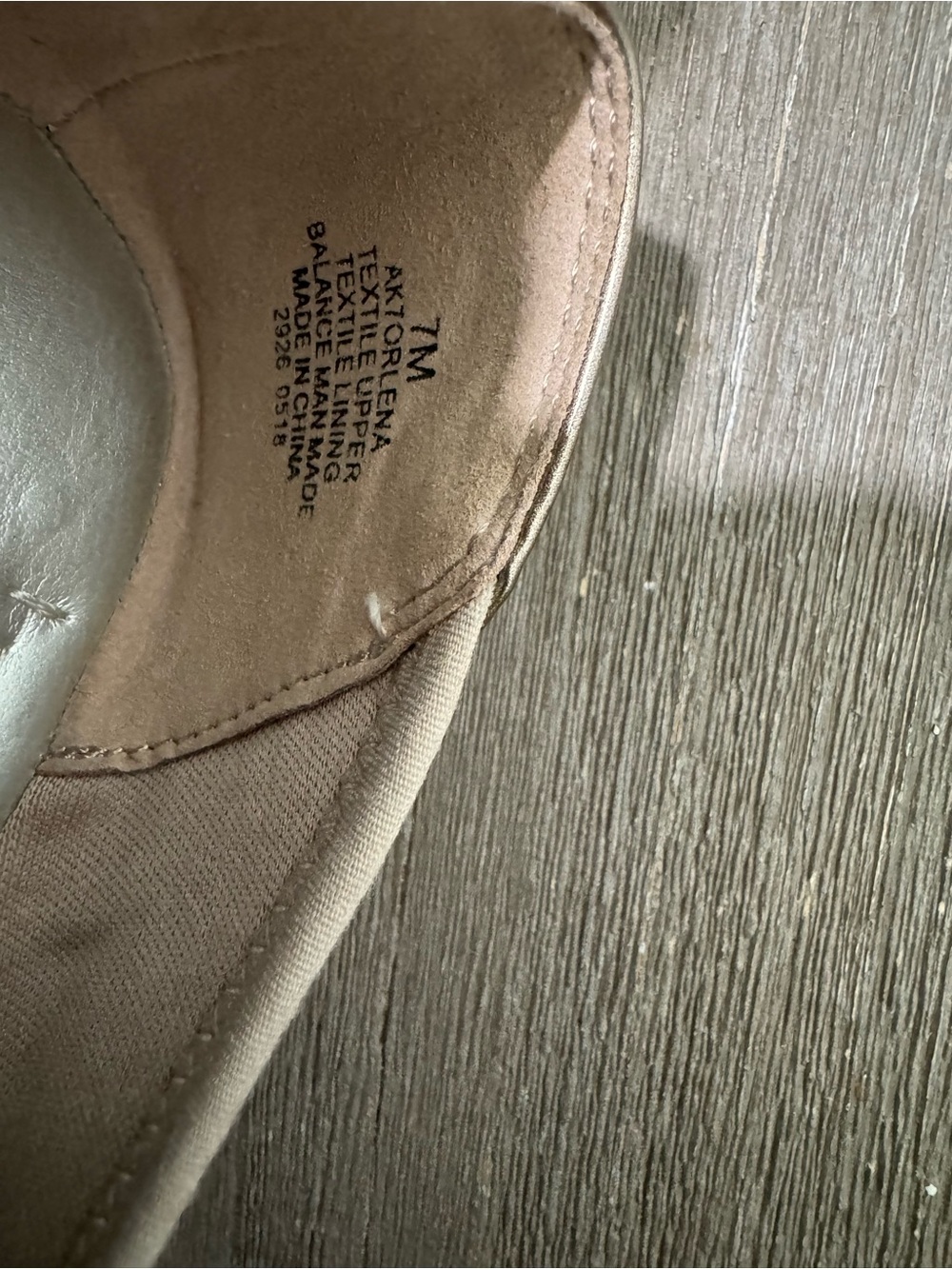 Anne Klein Flat | Size 7 | Good Used Condition - Picture 8 of 8